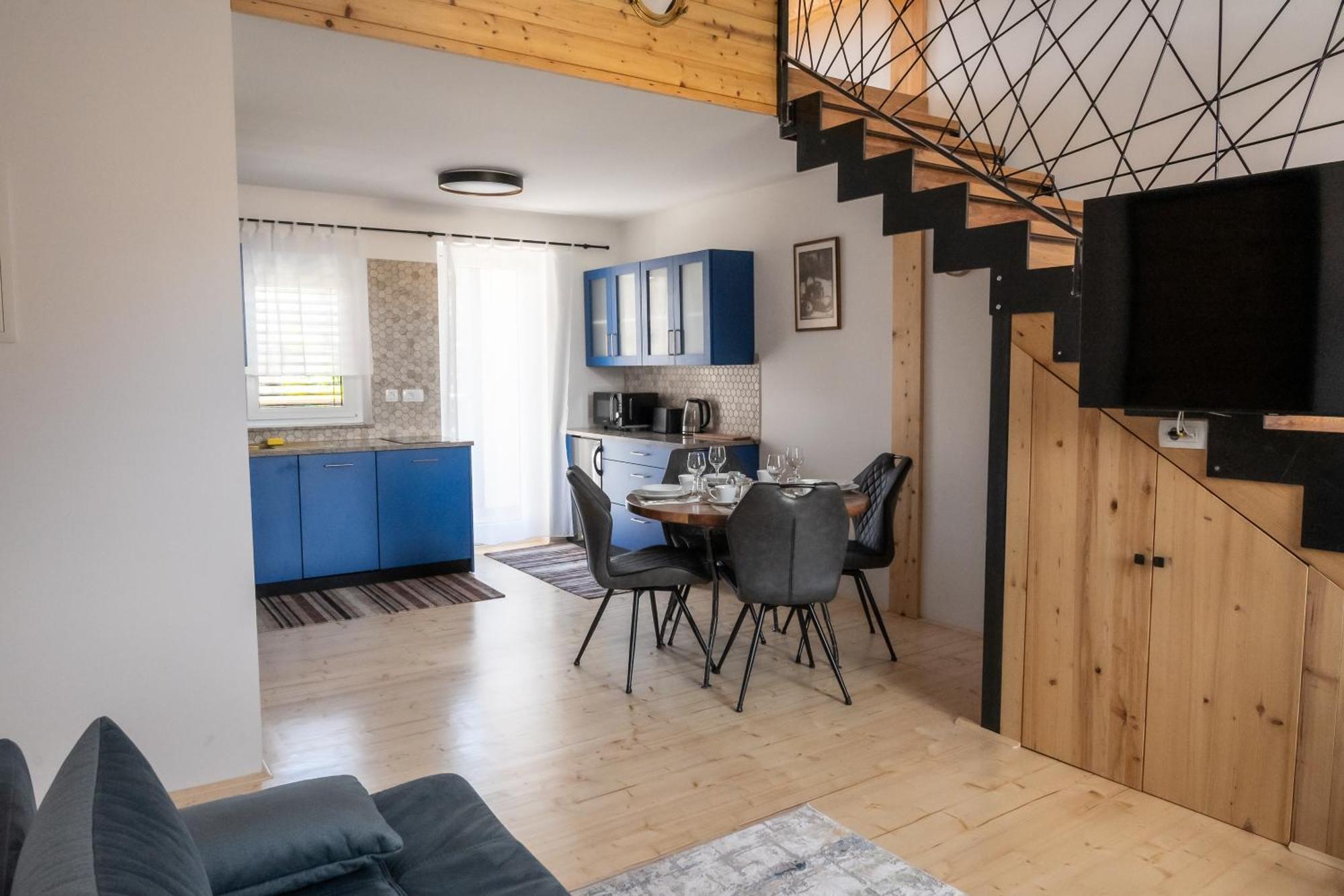 Island Apartments Izola Bilik gambar